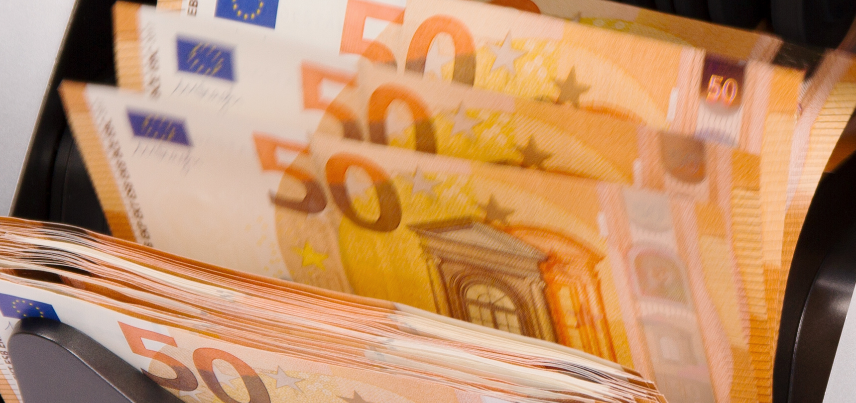 The new series of the euro banknotes